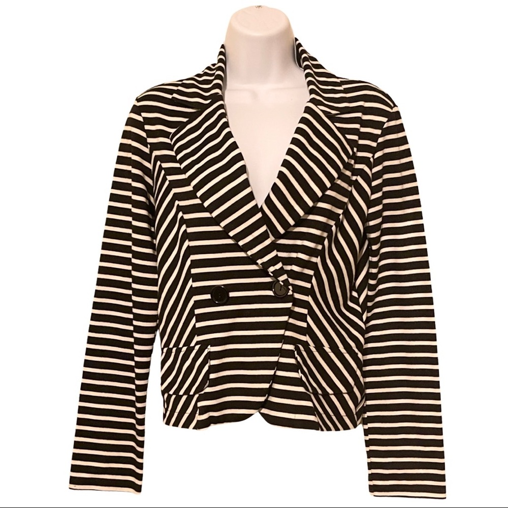 Black And White Blazer Cardigan For Women